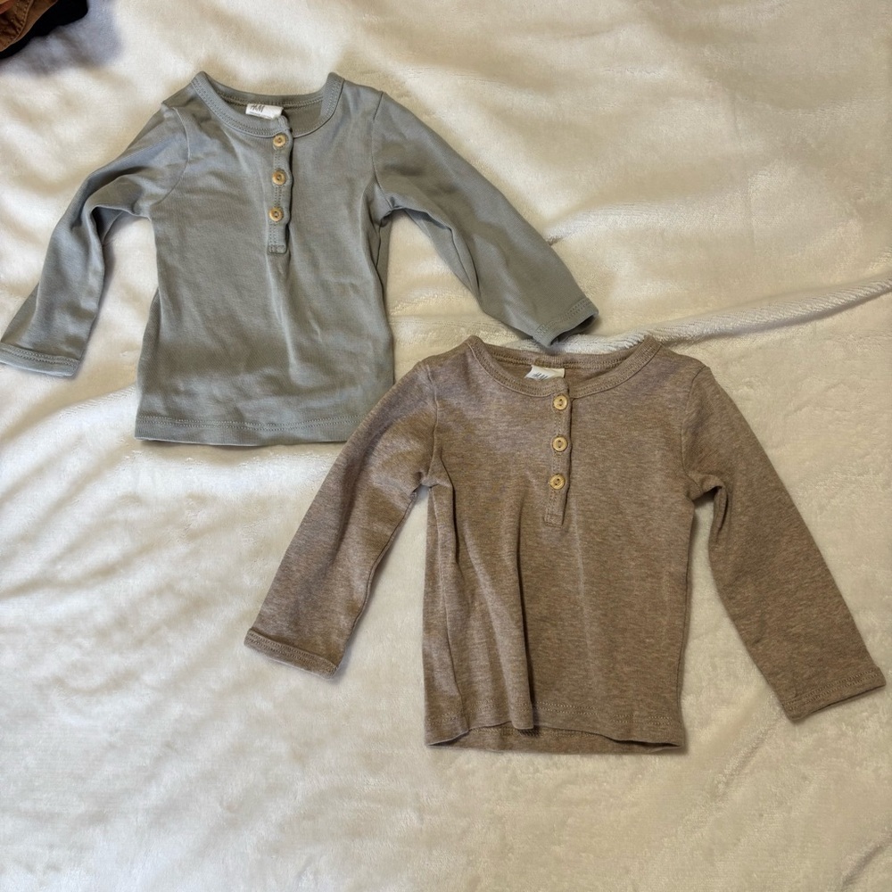 H&M 3 month button down long sleeve shirts neutral colors